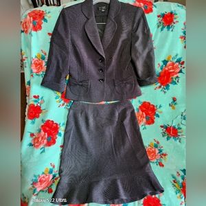 2 Piece Kim Rogers Dress Suit